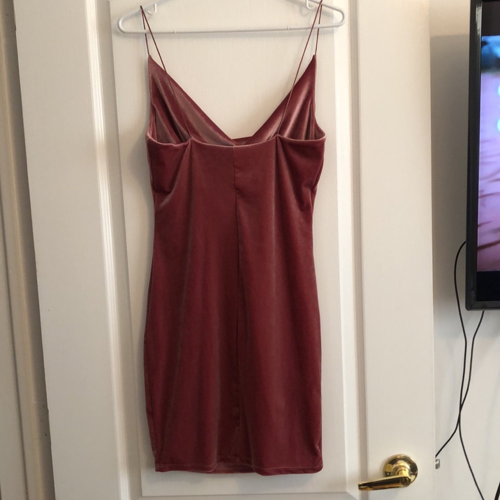 Dress - Picture 2 of 5